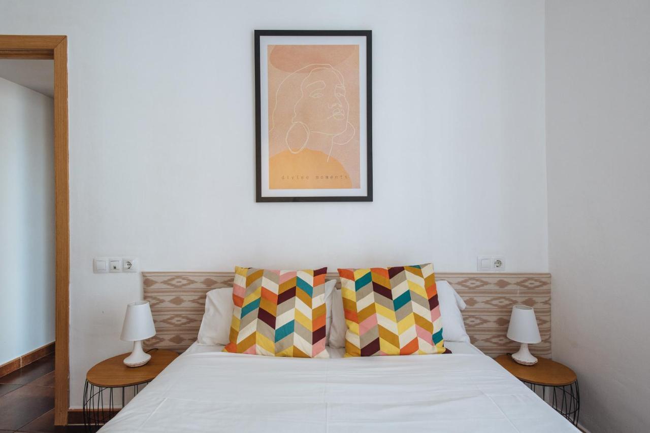 Homeyseville- Bright Apartment At Santa Cruz 6 Pax, Parking Optional Exterior photo