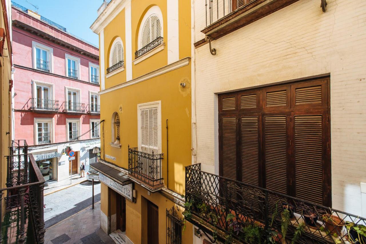 Homeyseville- Bright Apartment At Santa Cruz 6 Pax, Parking Optional Exterior photo