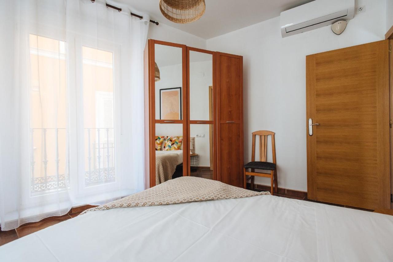 Homeyseville- Bright Apartment At Santa Cruz 6 Pax, Parking Optional Exterior photo
